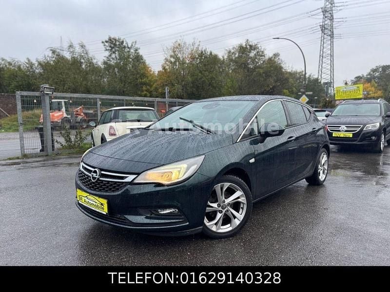 Grün Gebraucht 2016 Opel Astra Dynamic Limousine | 9.900 € (Guter Preis) - Bild 1/4