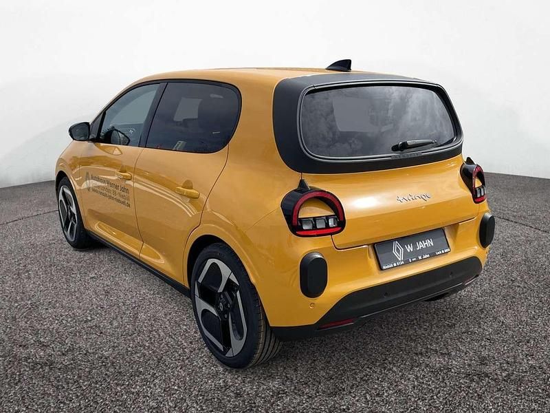 Neu Renault Twingo Urban 60 kW (82 PS) 2026 Mangogelb Kleinwagen
