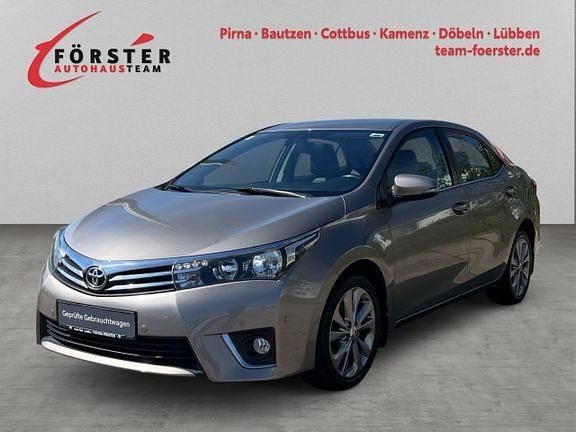 Usado Toyota Corolla 132 HP (97 kW) 2015 Castanho Sedan