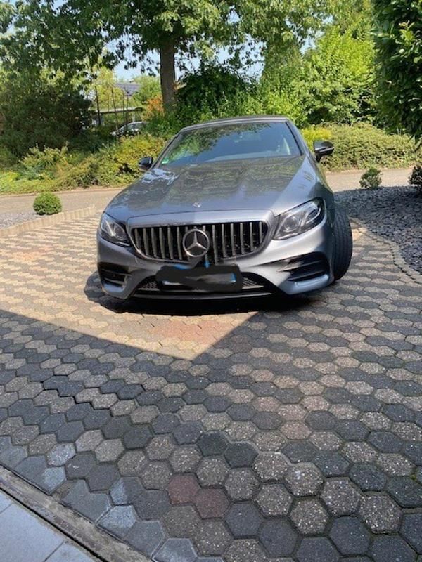 Gebraucht Mercedes E400 333 PS (244 kW) 2018 Grau Cabrio