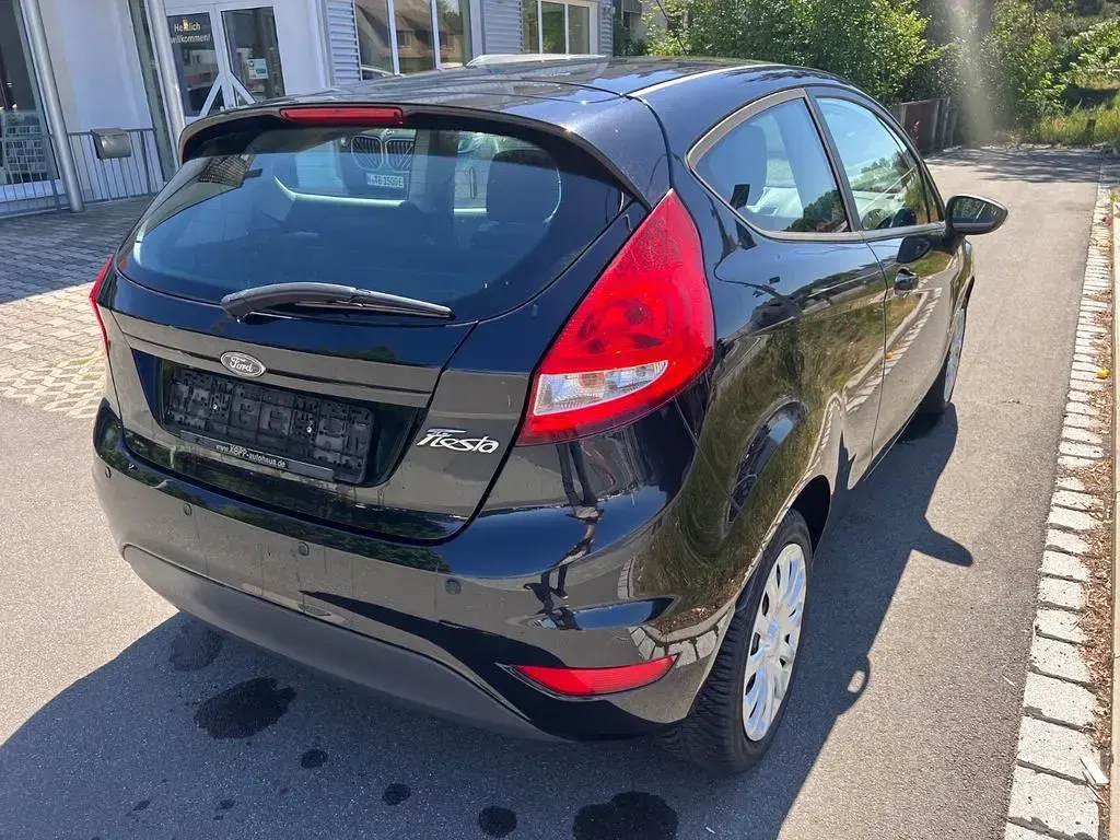 Gebraucht Ford Fiesta Trend 82 PS (60 kW) 2009 Schwarz Kleinwagen