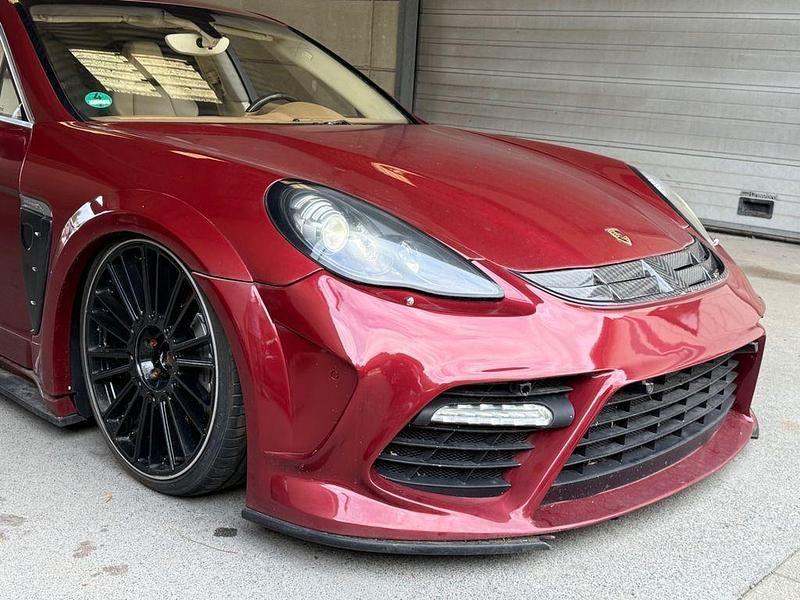 Gebraucht Porsche Panamera 4S Sport 400 PS (294 kW) 2009 Rot Kleinwagen