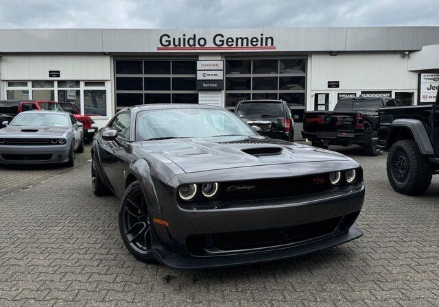 Granite crystal Gebraucht 2023 Dodge Challenger Coupé | 65.800 € - Bild 1/4