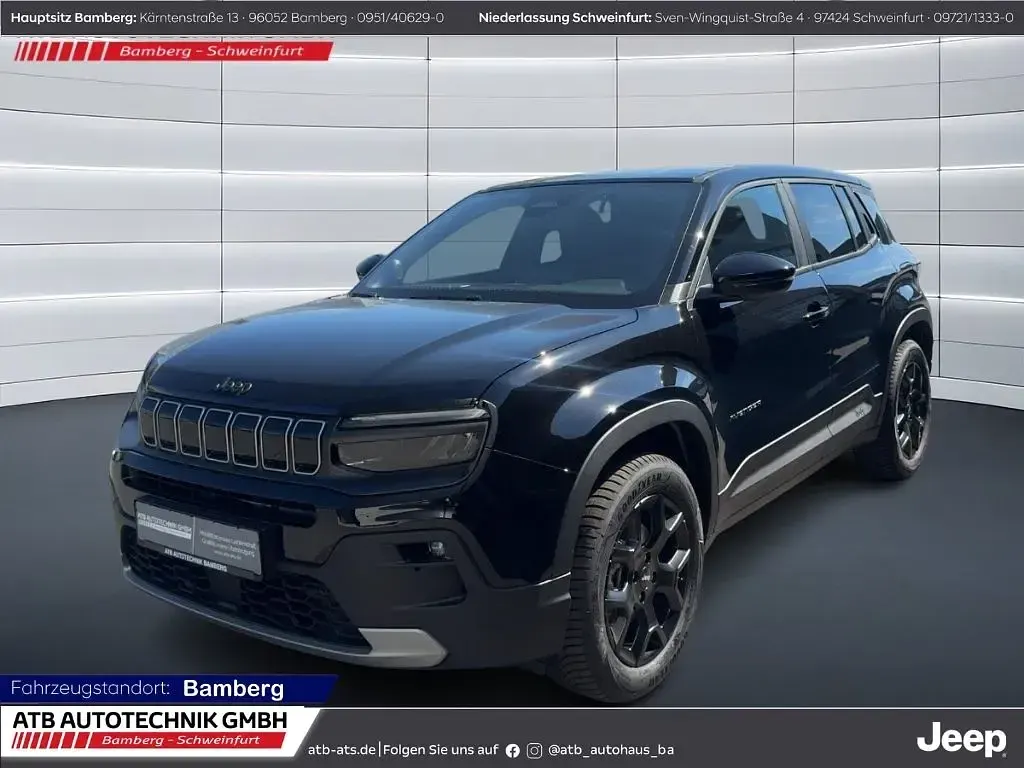 Neu Jeep Avenger Altitude 110 PS (80 kW) 2026 Schwarz SUV