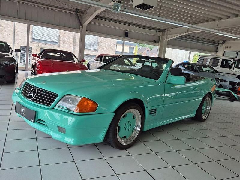 Porsche mint Gebraucht 1993 Mercedes SL600 AMG Cabrio | 79.500 € - Bild 1/4