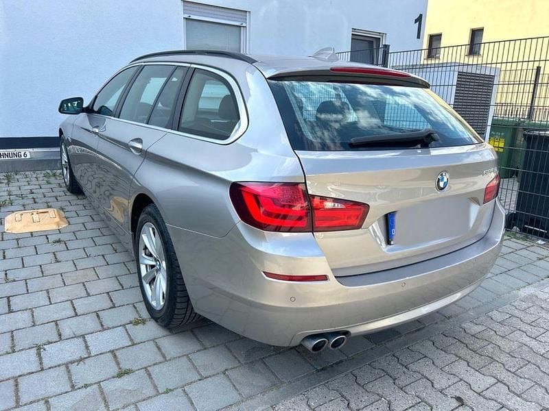 Usata BMW 525 Performance 218 CV (160 kW) 2012 Oro Station wagon