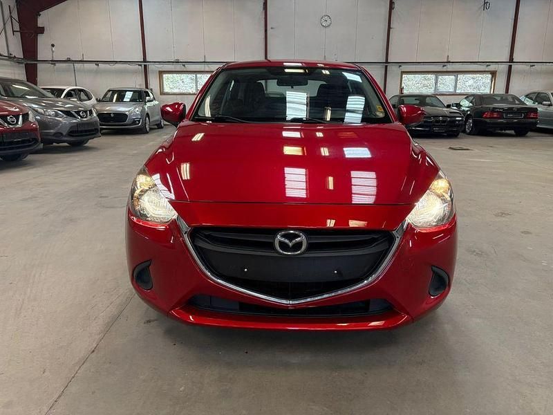 Usata Mazda 2 Core 75 CV (55 kW) 2015 Rosso Utilitaria