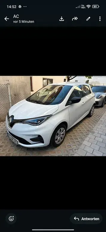 Second-hand Renault Zoe 80 kW (109 CP) 2022 Alb Hatchback