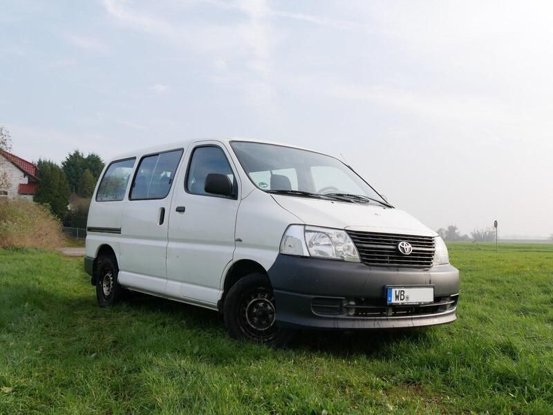 Weiß Gebraucht 2008 Toyota HiAce Van / Kleinbus | 4.000 € (Superpreis) - Bild 1/4