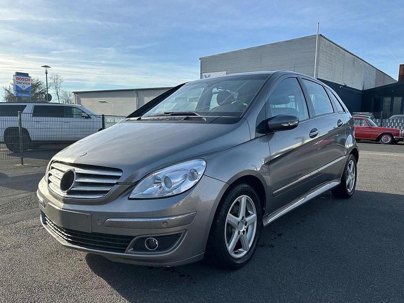 Gebraucht Mercedes B200 140 PS (102 kW) 2005 Van / Kleinbus