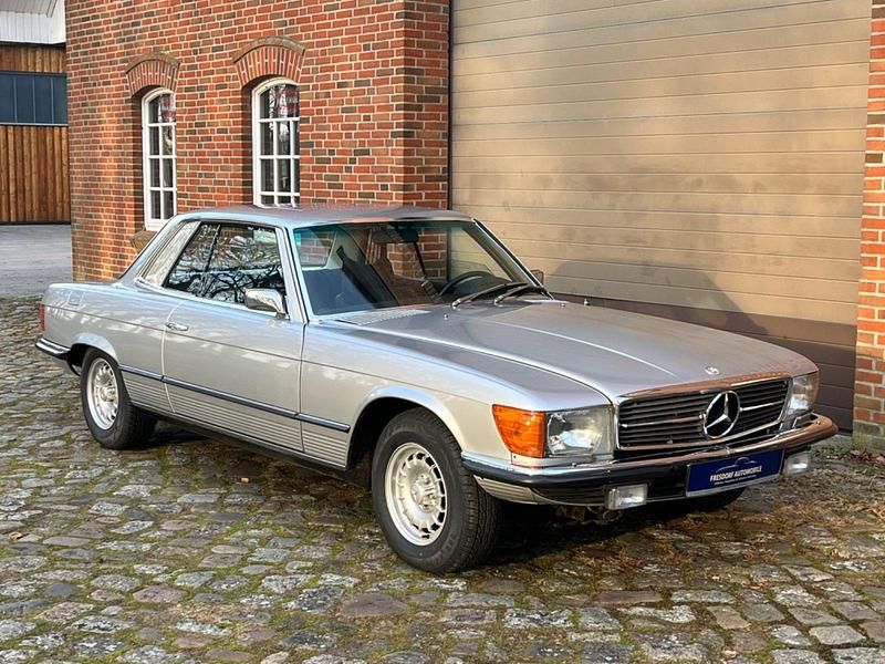 Astralsilber Gebraucht 1973 Mercedes 350 Coupé | 26.900 € - Bild 1/4
