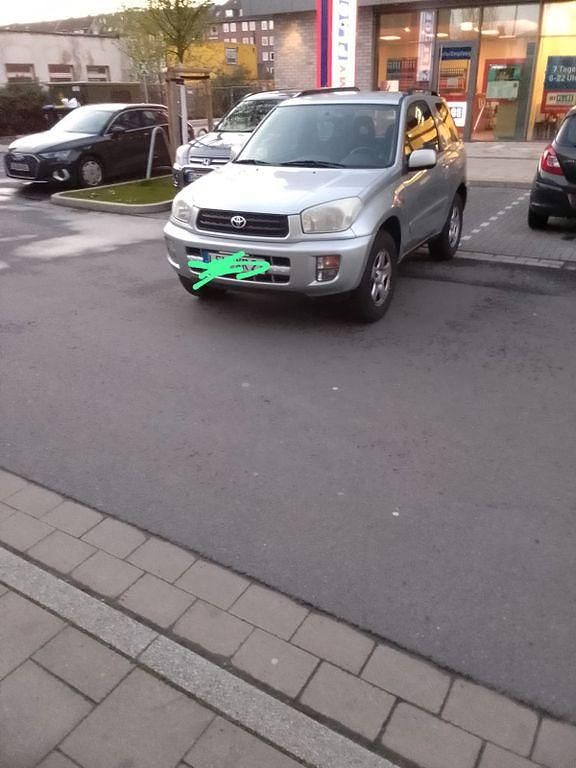 Gebraucht Toyota RAV4 125 PS (91 kW) 2003 Silber SUV