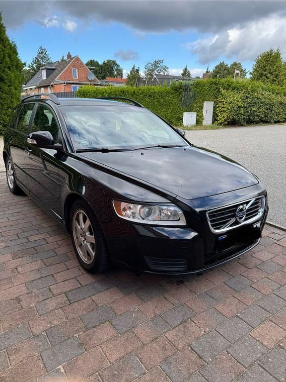 Schwarz Gebraucht 2011 Volvo V50 Kombi | 3.250 € - Bild 1/4