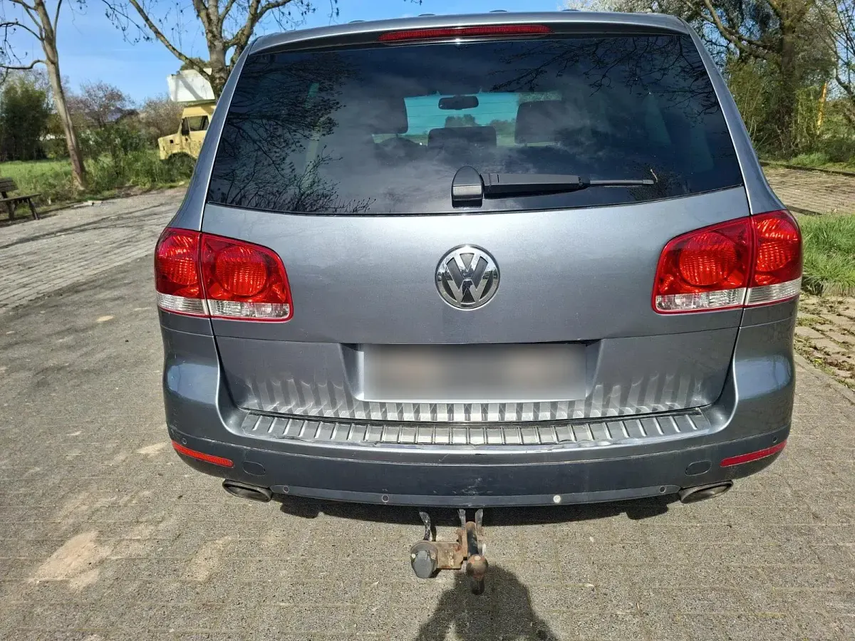 Gebraucht VW Touareg 224 PS (164 kW) 2006 Grau SUV