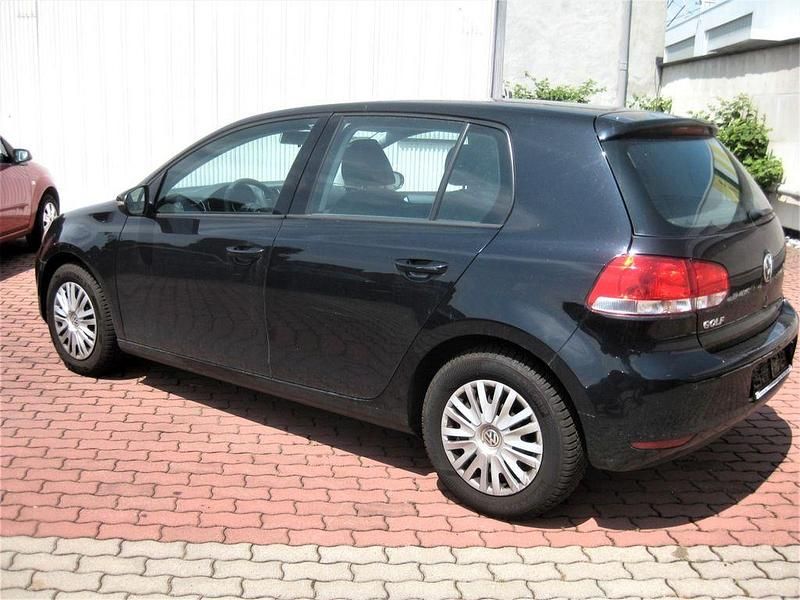 Gebraucht VW Golf VI Trendline 86 PS (63 kW) 2011 Schwarz Kleinwagen