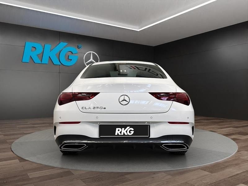Gebraucht Mercedes CLA250e AMG 218 PS (160 kW) 2025 Weiß Limousine