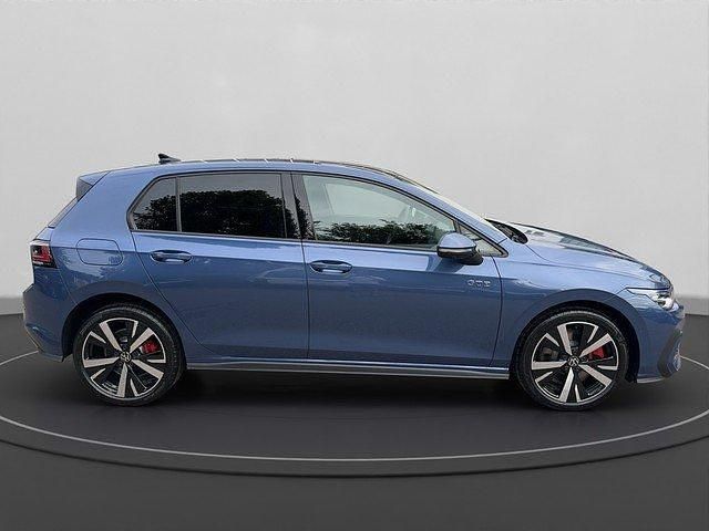Gebraucht VW Golf VIII GTE 272 PS (200 kW) 2024 Anemonenblau Limousine