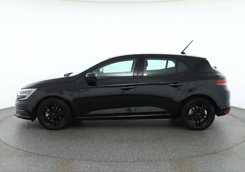 Gebraucht Renault Mégane 160 PS (117 kW) 2022 Sternenschwarz Limousine