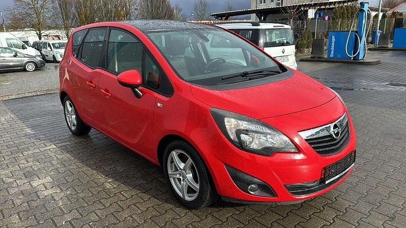 Gebraucht Opel Meriva Color Edition 140 PS (102 kW) 2012 Rot Van / Kleinbus