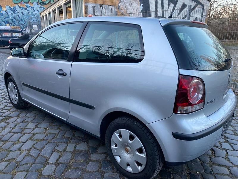 Gebraucht VW Polo 64 PS (47 kW) 2007 Silber Kleinwagen