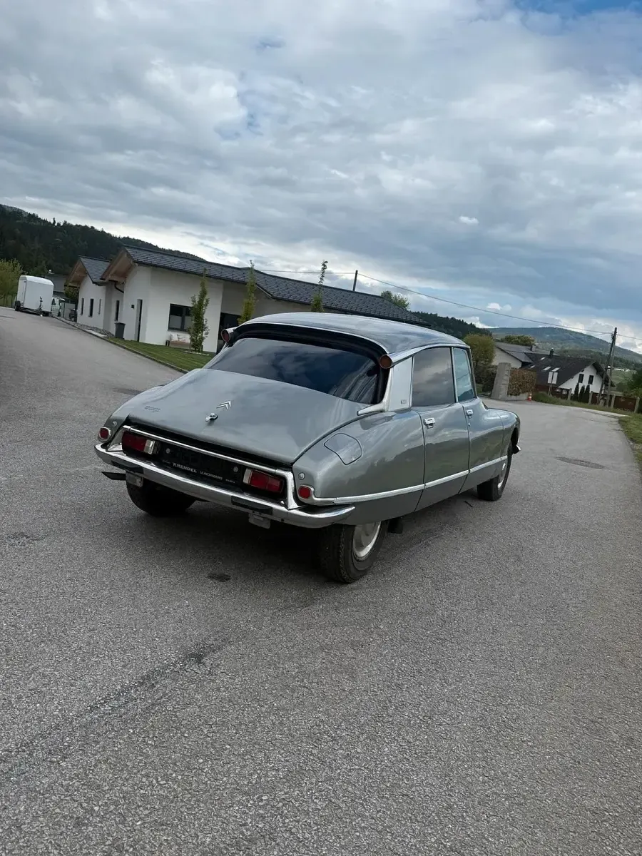 Gebraucht Citroën DS 104 PS (76 kW) 1973 Grau Limousine