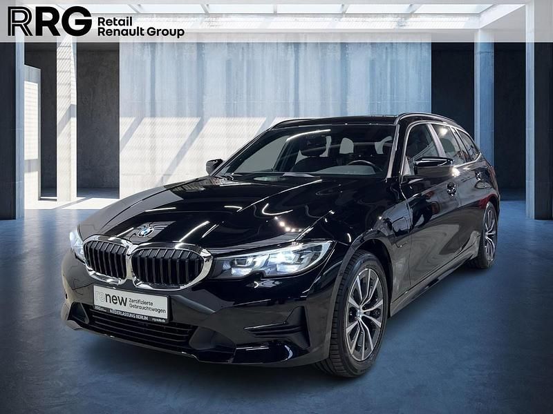 Schwarz ii (schwarz) Gebraucht 2021 BMW 330e Advantage Kombi | 26.990 € (Fairer Preis) - Bild 1/3