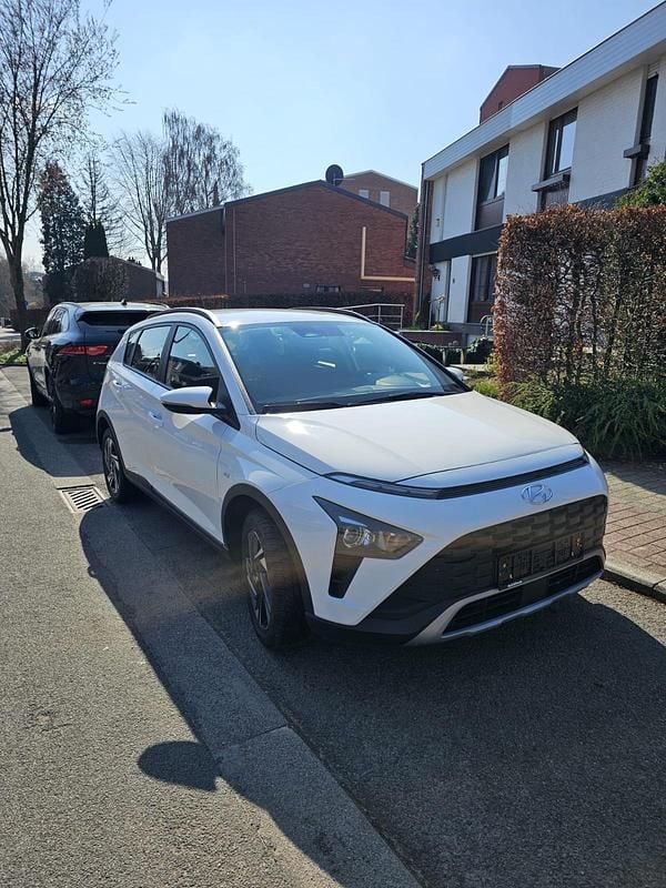 Gebraucht Hyundai Bayon Select 101 PS (74 kW) 2024 Weiß SUV