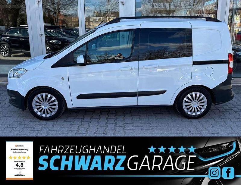 Gebraucht Ford Transit Trend 97 PS (71 kW) 2016 Frostweiß Van / Kleinbus