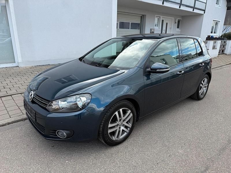 Gebraucht VW Golf VI 102 PS (75 kW) 2009 Kleinwagen