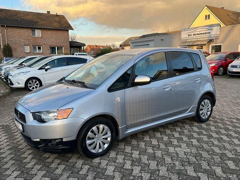 Gebraucht Mitsubishi Colt 75 PS (55 kW) 2012 Silber Kleinwagen