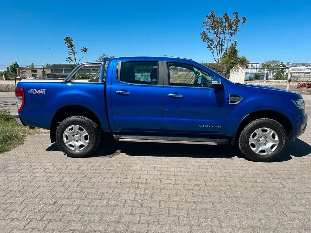 Gebraucht Ford Ranger Limited 200 PS (147 kW) 2016 Blau Pickup