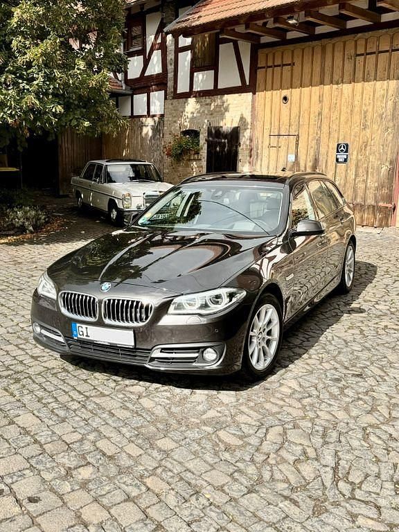 Braun Gebraucht 2014 BMW 535 Comfort Edition Kombi | 17.170 € (Fairer Preis) - Bild 1/4