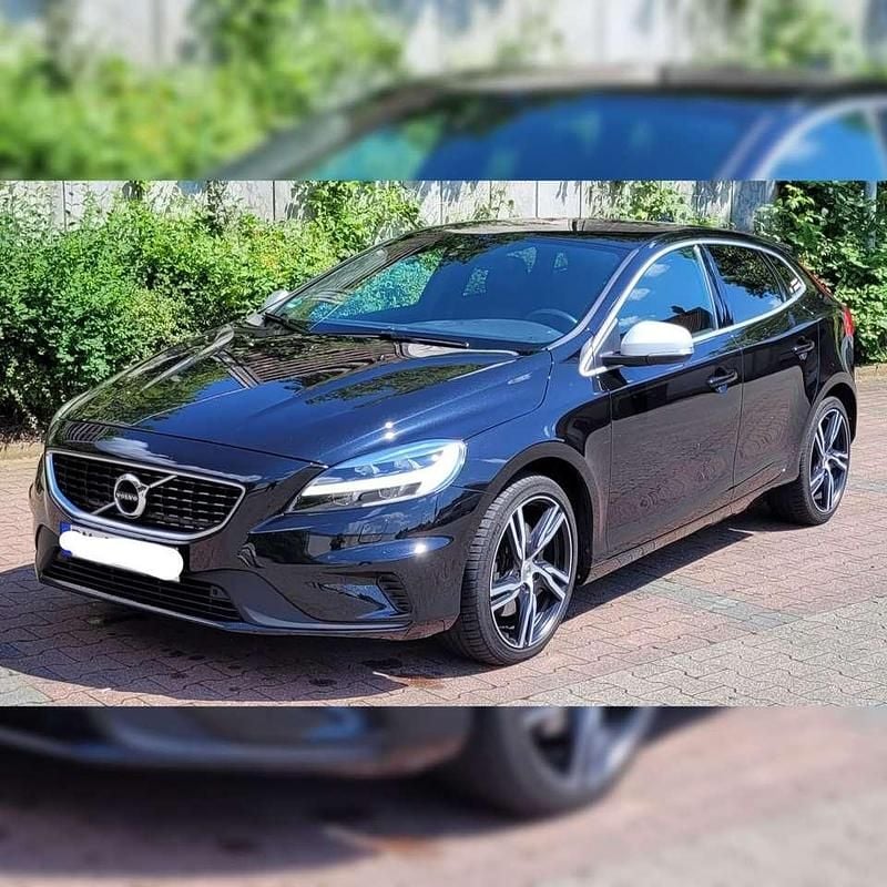 Schwarz Gebraucht 2019 Volvo V40 R-Design Kombi | 16.750 € (Fairer Preis) - Bild 1/4