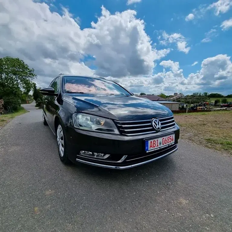 Używany VW Passat Highline 122 KM (89 kW) 2012 Brązowy Kombi
