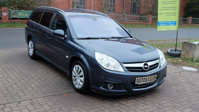 Gebraucht Opel Vectra Edition+ 150 PS (110 kW) 2008 Grau Kombi