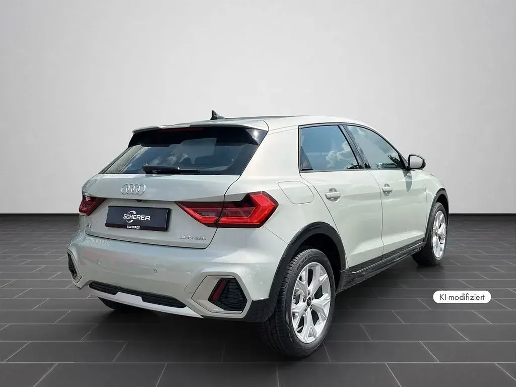 Gebraucht Audi A1 Sport 150 PS (110 kW) 2026 Silber SUV