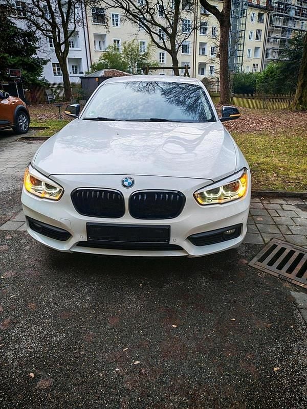 Gebraucht BMW 116 116 PS (85 kW) 2016 Weiß Kleinwagen