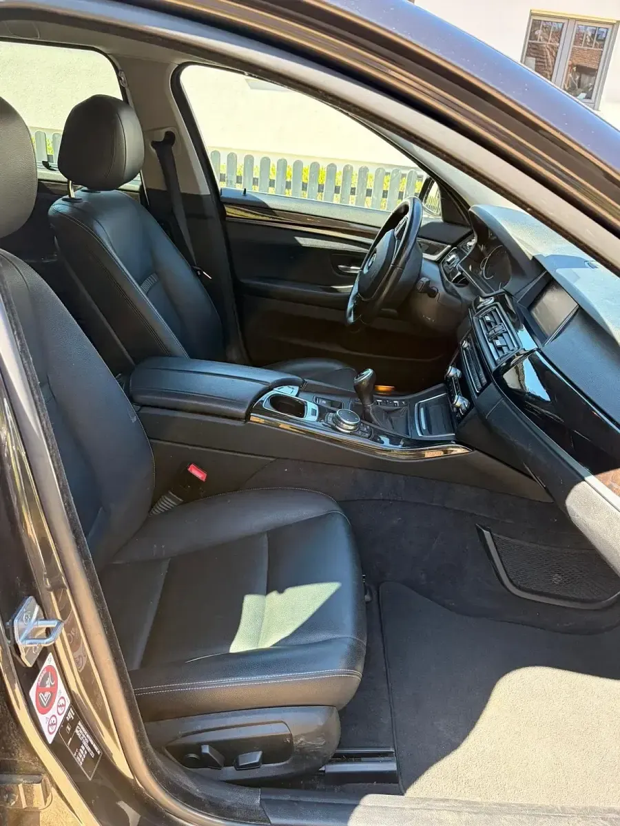 Gebraucht BMW 525 218 PS (160 kW) 2015 Andere farben Kombi
