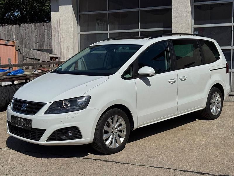Weiß Gebraucht 2015 Seat Alhambra Style Van / Kleinbus | 12.490 € - Bild 1/4