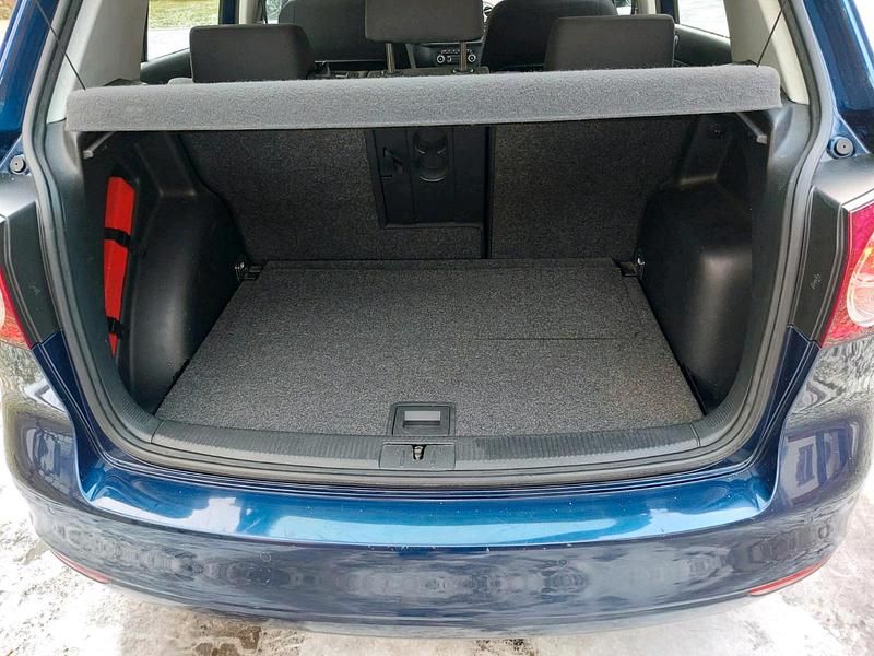 Gebraucht VW Golf VI 102 PS (75 kW) 2010 Blau Kleinwagen