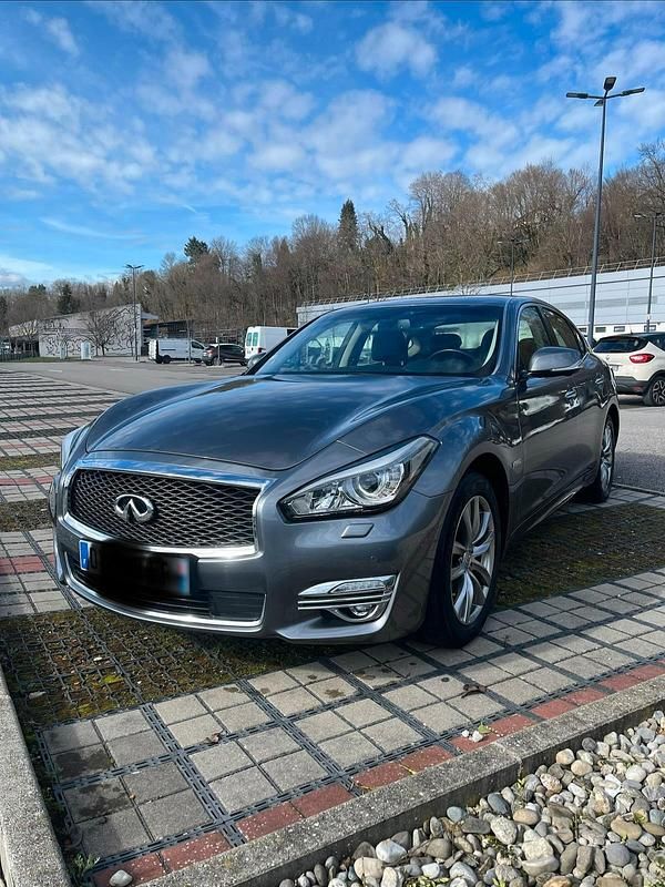 Gebraucht Infiniti Q70 364 PS (267 kW) 2015 Grau Limousine