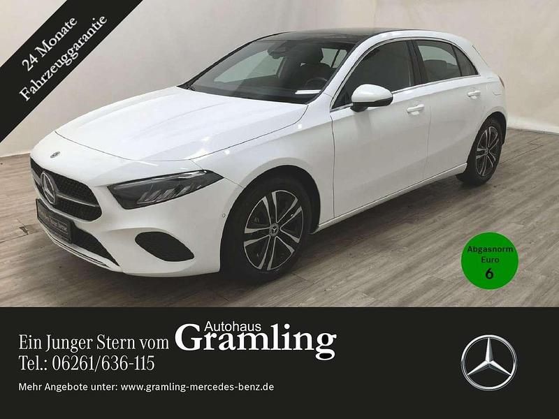 Weiß Gebraucht 2024 Mercedes A200 Progressive Limousine | 33.289 € (Etwas zu teuer) - Bild 1/4