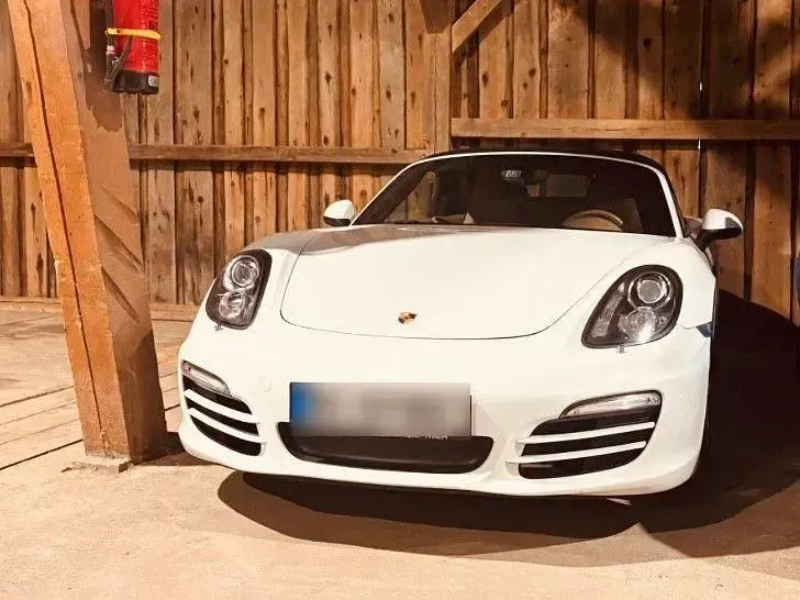 Second-hand Porsche Boxster 265 CP (194 kW) 2015 Alb Cabrio