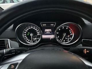 Gebraucht Mercedes ML400 333 PS (244 kW) 2015 Schwarz SUV