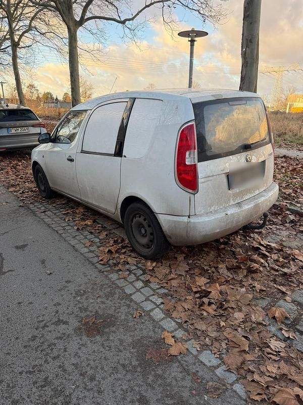 Gebraucht Skoda Roomster 86 PS (63 kW) 2008 Weiß Van / Kleinbus