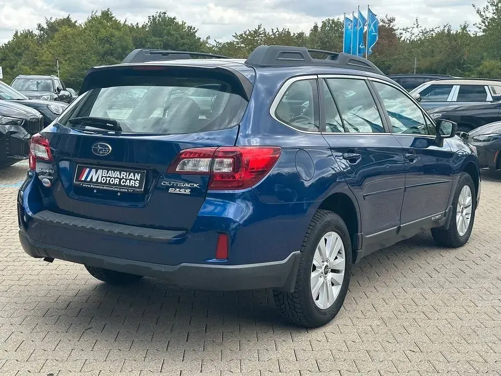 Gebraucht Subaru Outback 175 PS (128 kW) 2017 Blau Kombi