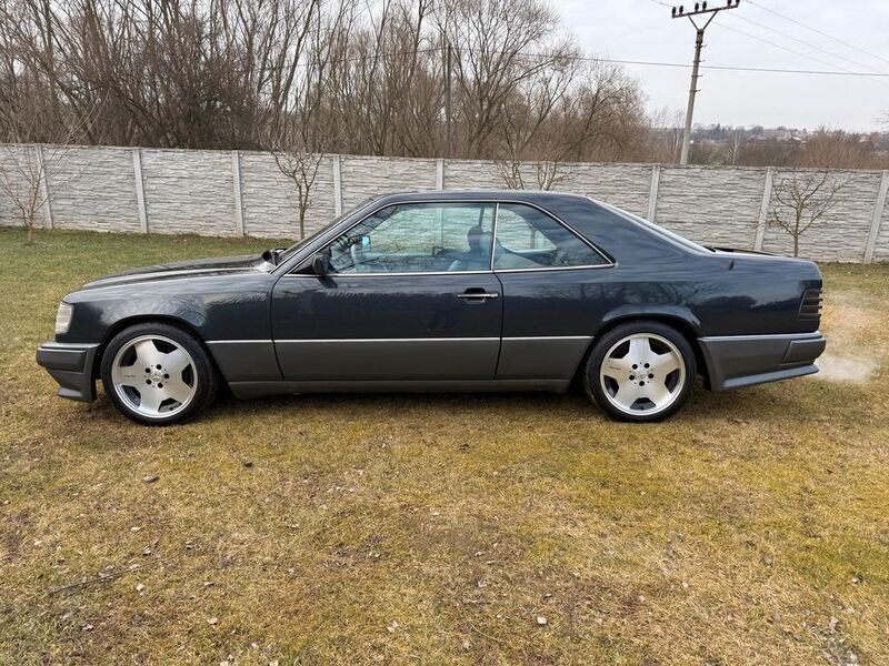 Gebraucht Mercedes E300 AMG 179 PS (131 kW) 1990 Grau Coupé