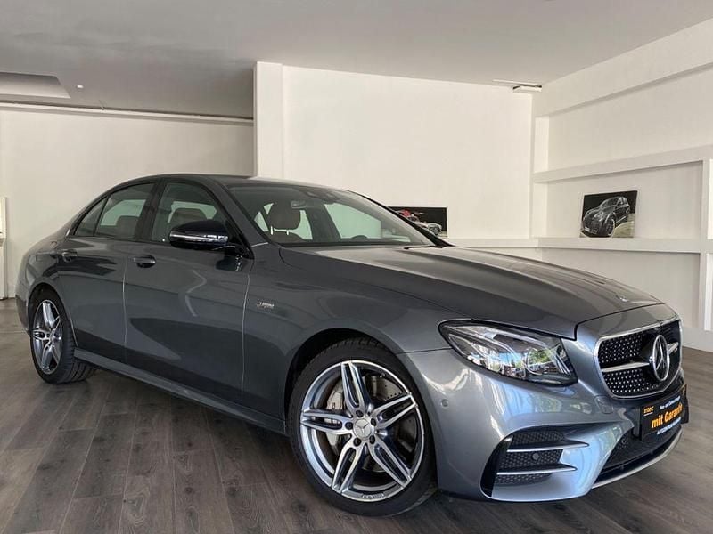 Grau Gebraucht 2018 Mercedes E53 AMG AMG Limousine | 36.990 € (Fairer Preis) - Bild 1/4