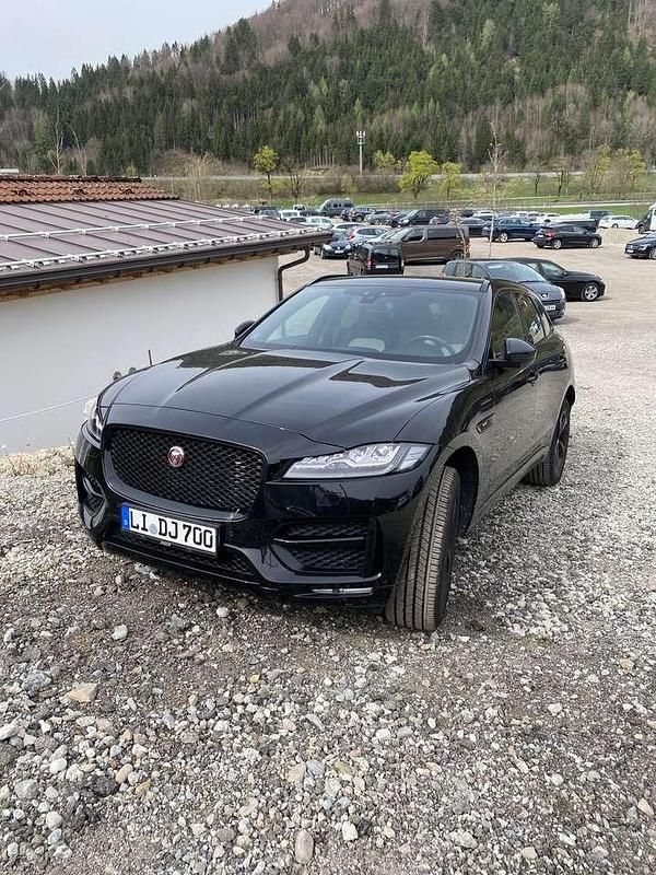 Gebraucht Jaguar F-Pace R-Sport 179 PS (131 kW) 2018 Schwarz SUV