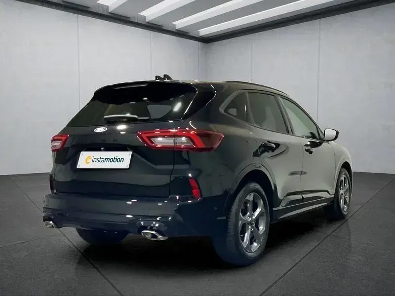 Gebraucht Ford Kuga ST-Line X 186 PS (136 kW) 2024 Schwarz SUV